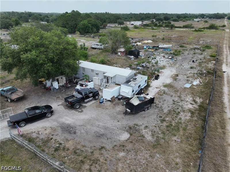 3 bedroom ManufacturedHome at 615 N Olivo St, Montura Ranch Estates, Clewiston — photo 3