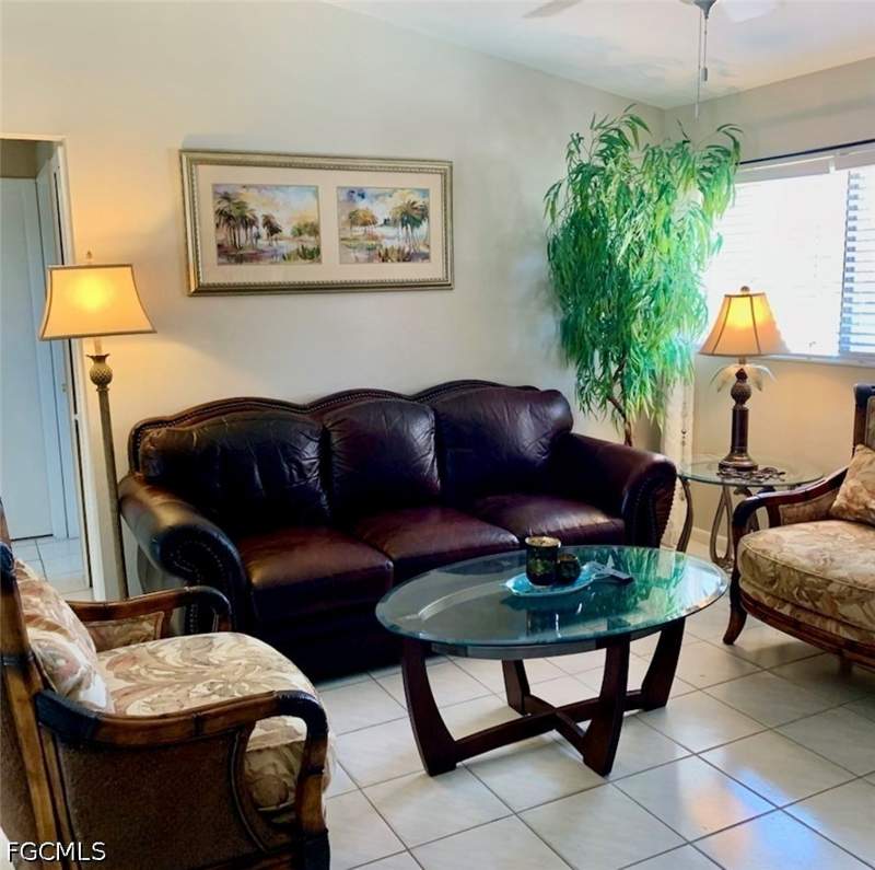 3 bedroom SingleFamilyResidence at 506 SE 27th Ter, Cape Coral, Cape Coral — photo 4