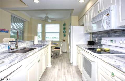 10350 Washingtonia Palm Way 4232, Fort Myers FL - photo 11 of 43