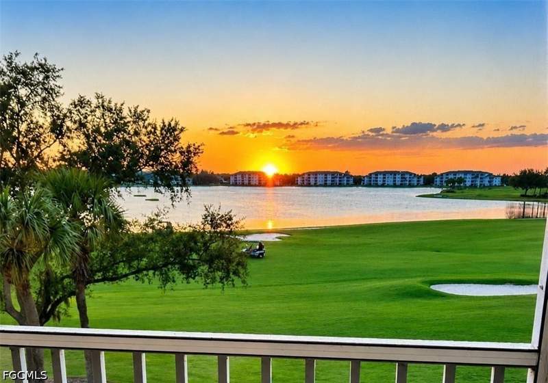 2 bedroom Condominium at 10350 Washingtonia Palm Way 4232, Terrace, Fort Myers — photo 3