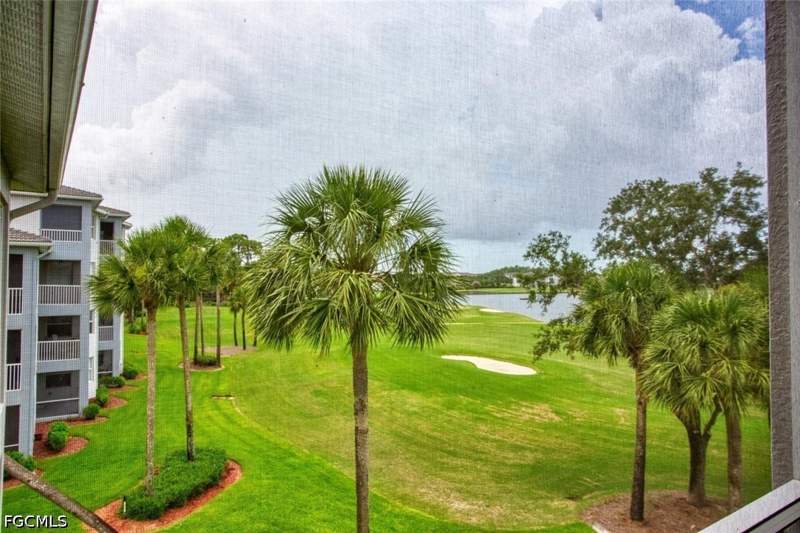 2 bedroom Condominium at 10350 Washingtonia Palm Way 4232, Terrace, Fort Myers — photo 5
