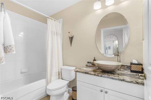 16630 Crownsbury Way 102, Fort Myers FL - photo 16 of 25