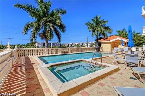 410 Bayfront Pl 2308, Naples FL - photo 10 of 18