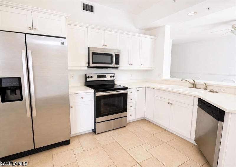 2 bedroom Condominium at 410 Bayfront Pl 2308, Bayfront, Naples — photo 3