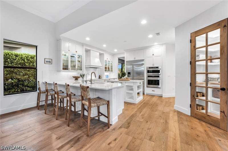 5 bedroom SingleFamilyResidence at 2954 Cinnamon Bay CIR, RIVERSTONE, Naples — photo 3