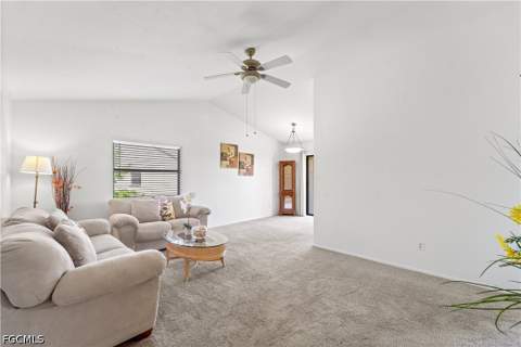 8565 Charter Club Cir 6, Fort Myers FL - photo 7 of 37