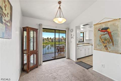 8565 Charter Club Cir 6, Fort Myers FL - photo 8 of 37