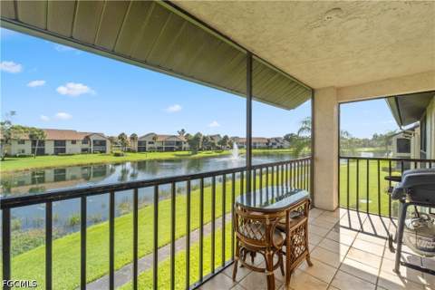 8565 Charter Club Cir 6, Fort Myers FL - photo 9 of 37