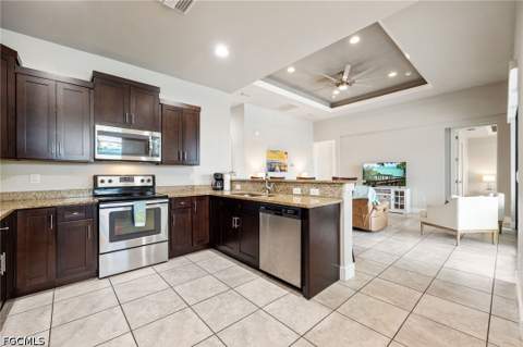 207 Gleason Pkwy, Cape Coral FL - photo 15 of 50
