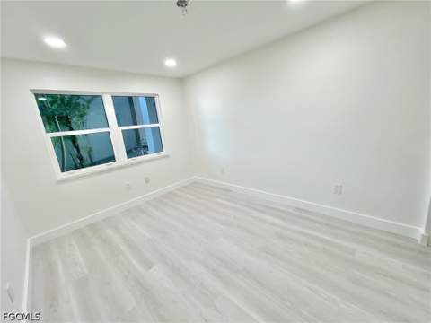 1740 Pine Valley Dr 113, Fort Myers FL - photo 7 of 10