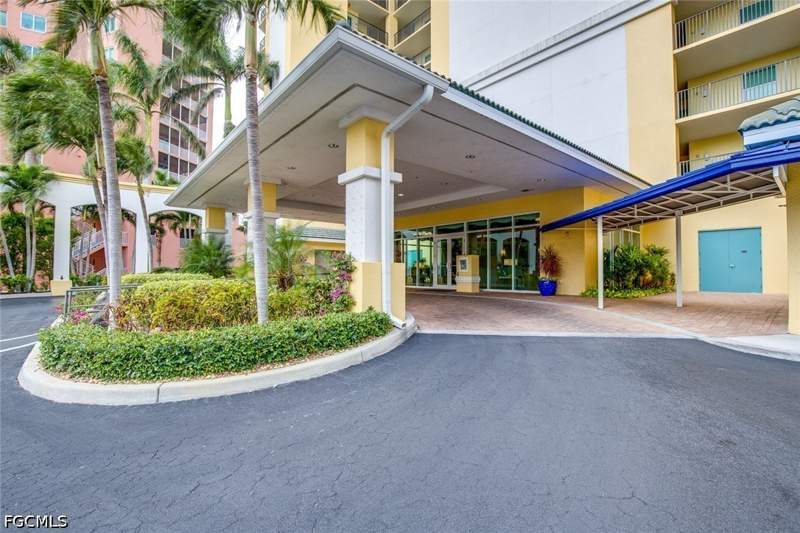3 bedroom Condominium at 2797 1st St NW 1703, Beau Rivage, Fort Myers — photo 4