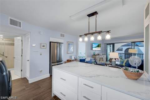 1023 Anglers Cv E505, Marco Island FL - photo 8 of 28