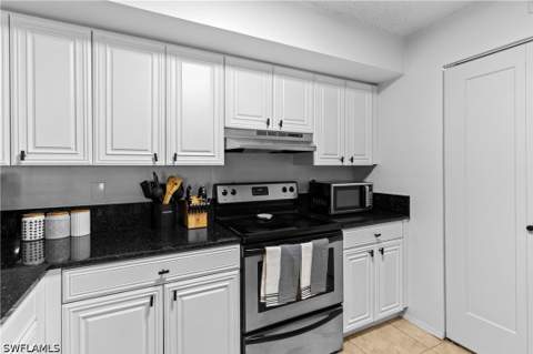 8225 Ibis Club Dr 204, Naples FL - photo 13 of 34