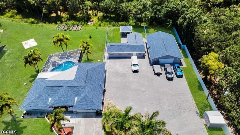 3 bedroom SingleFamilyResidence at 19901 Pine Echo Rd, North Fort Myers, North Fort Myers — photo 3