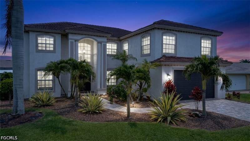 5 bedroom SingleFamilyResidence at 2021 SE 17th Pl, Cape Coral, Cape Coral — photo 2