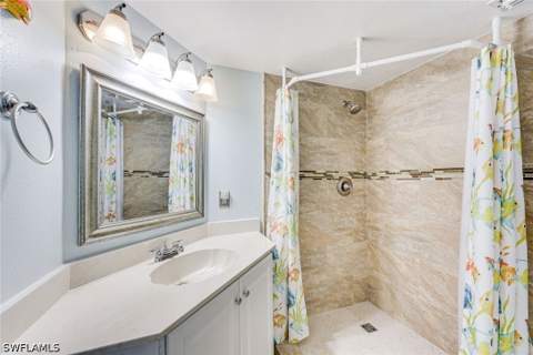 1702 Kings Lake Blvd 102, Naples FL - photo 18 of 27