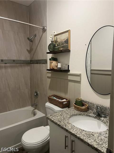 9028 Largo Cir, Labelle FL - photo 6 of 23