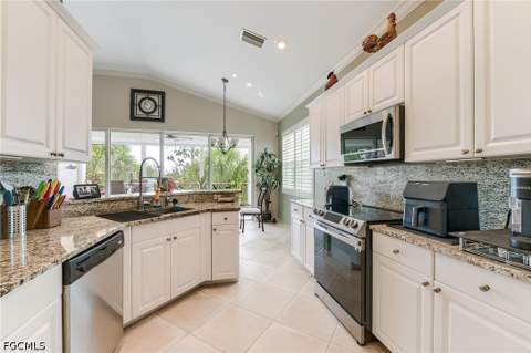 16149 Mount Abbey Way 202, Fort Myers FL - photo 12 of 35