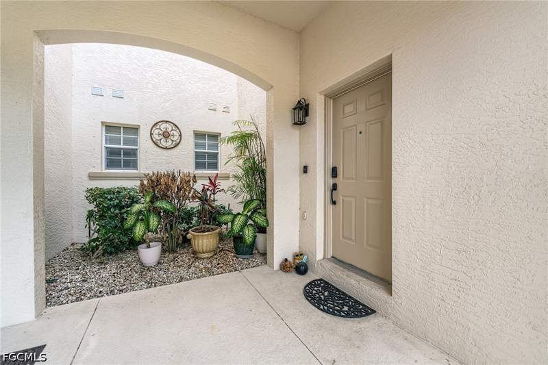 3 bedroom Condominium at 16149 Mount Abbey Way 202, Oxford Pointe, Fort Myers — photo 2