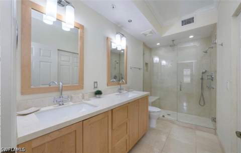 410 Bayfront Pl 2405, Naples FL - photo 11 of 18