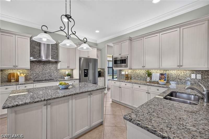 3 bedroom SingleFamilyResidence at 3384 Atlantic Cir, Riverstone, Naples — photo 5