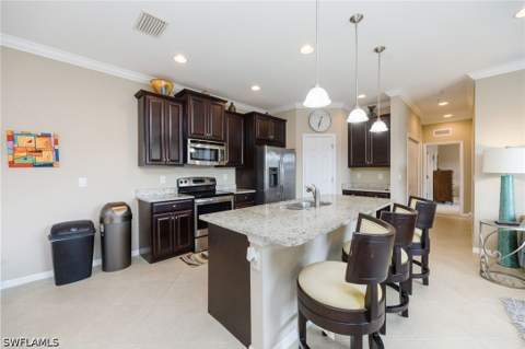 8540 Violeta St 201, Estero FL - photo 11 of 34