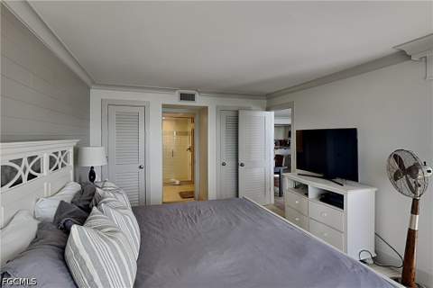 17170 Harbour Point Dr 234, Fort Myers FL - photo 13 of 22