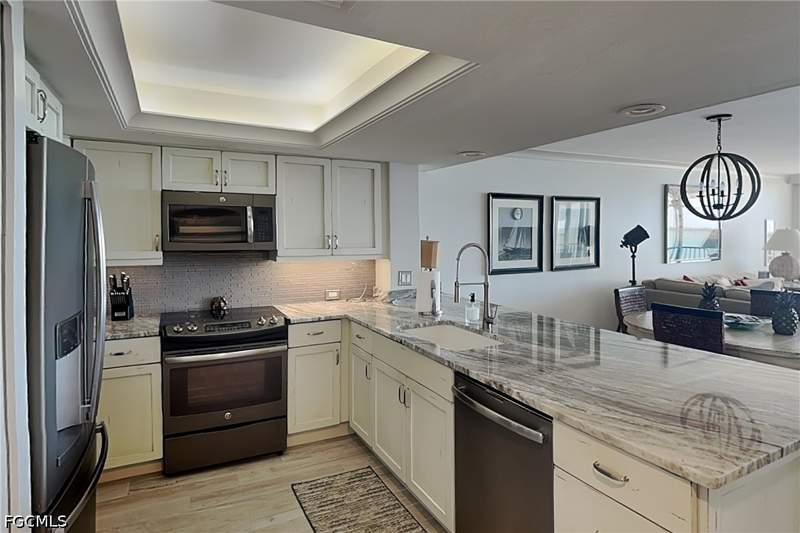 2 bedroom Condominium at 17170 Harbour Point Dr 234, Sanibel Harbour Tower Condo, Fort Myers — photo 4