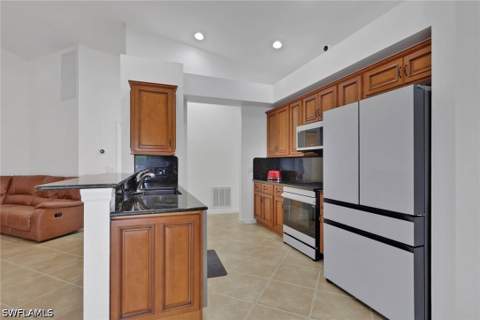 1330 11th St SW, Naples FL - photo 10 of 47