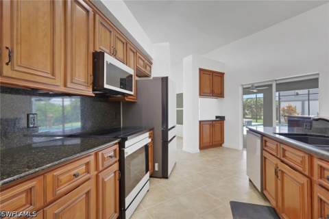 1330 11th St SW, Naples FL - photo 14 of 47