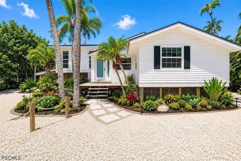 3 bedroom SingleFamilyResidence at 11550 Laika Ln, Captiva Beach, Captiva — photo 2