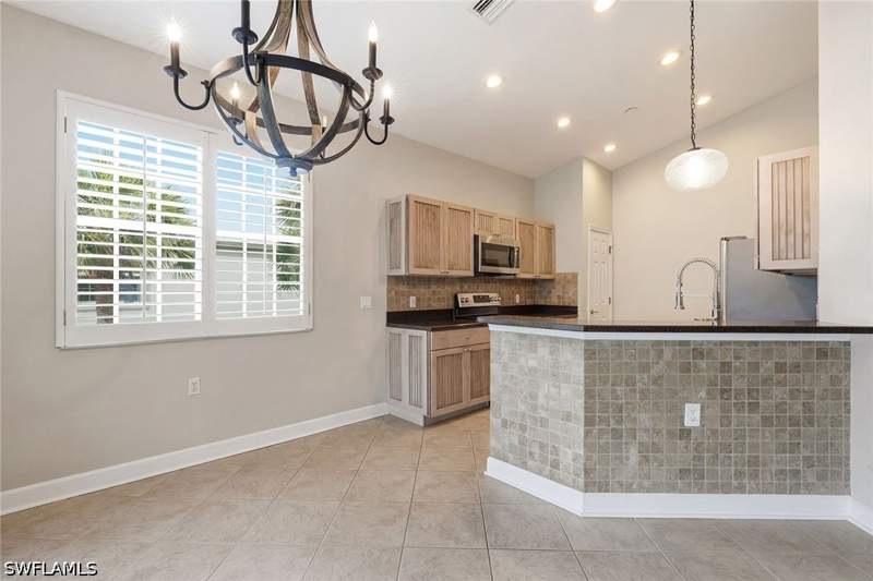3 bedroom Condominium at 10462 Autumn Breeze Dr 202, Oak Hammock II, Estero — photo 5
