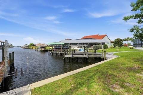 3728 Yucatan Pkwy, Cape Coral FL - photo 18 of 20