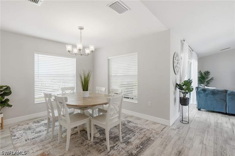 3 bedroom SingleFamilyResidence at 3728 Yucatan Pkwy, Cape Coral, Cape Coral — photo 5