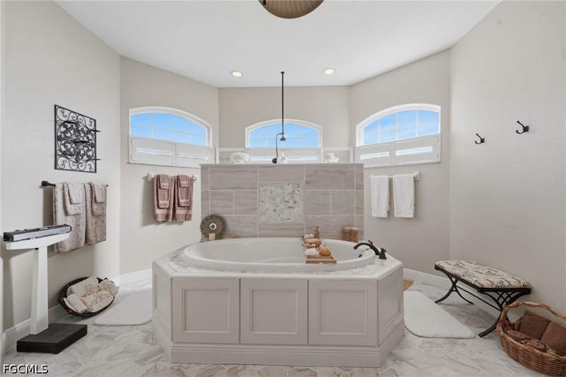 3 bedroom SingleFamilyResidence at 3306 NW 16th Ter, Cape Coral, Cape Coral — photo 3