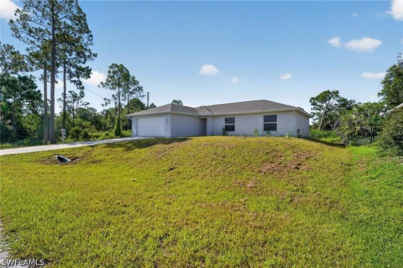 3 bedroom SingleFamilyResidence at 3211 43rd St SW, Lehigh Acres, Lehigh Acres — photo 5