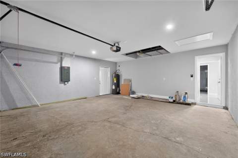 3211 43rd St SW, Lehigh Acres FL - photo 9 of 32