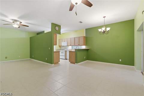 10727 Maui Cir, Estero FL - photo 15 of 50