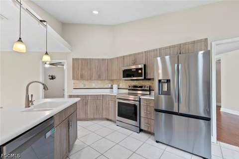 3628 Kent Dr, Naples FL - photo 19 of 46