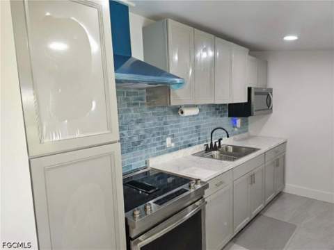 3728 Gasparilla St, St James City FL - photo 16 of 39