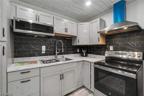 3728 Gasparilla St, St James City FL - photo 7 of 39