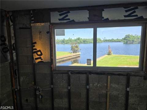 4919 E Riverside Dr, Fort Myers FL - photo 9 of 13