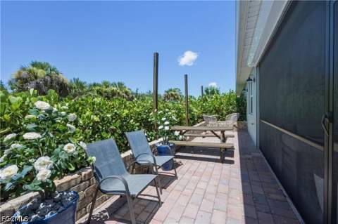 998 Enbrook Loop, Naples FL - photo 23 of 33