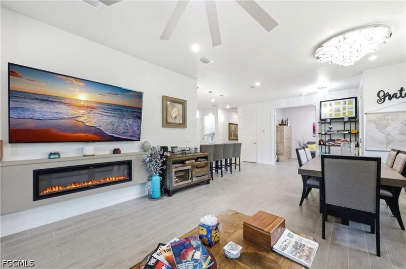 2 bedroom Attached at 998 Enbrook Loop, Enbrook, Naples — photo 3