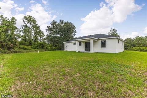 208 Genoa Ave S, Lehigh Acres FL - photo 11 of 33
