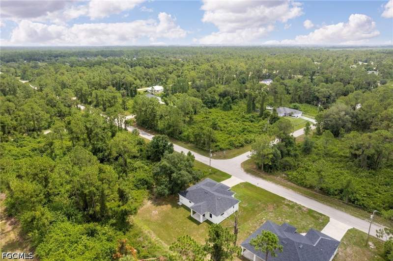 3 bedroom SingleFamilyResidence at 208 Genoa Ave S, Lehigh Acres, Lehigh Acres — photo 4
