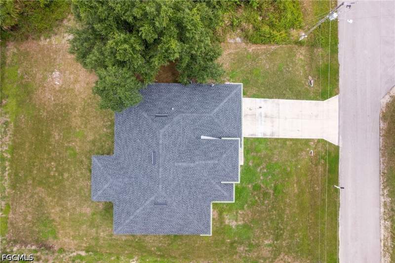 3 bedroom SingleFamilyResidence at 208 Genoa Ave S, Lehigh Acres, Lehigh Acres — photo 5