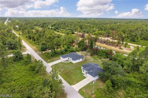 208 Genoa Ave S, Lehigh Acres FL - photo 6 of 33