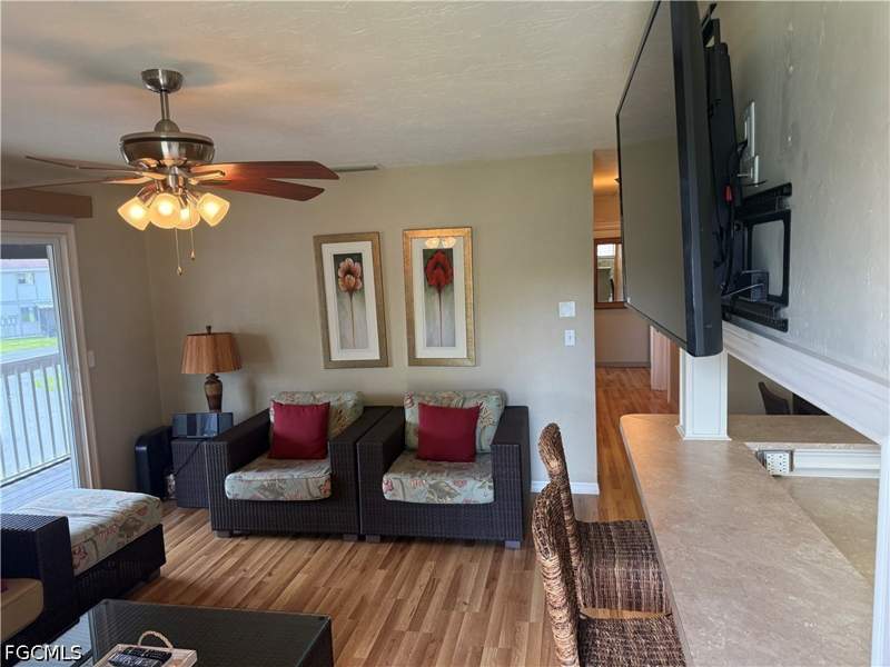 2 bedroom Condominium at 3338 Ottawa Cir 4, Provincetown, Fort Myers — photo 3