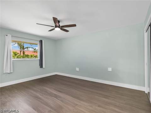 300 Valley Stream Dr 8A, Naples FL - photo 8 of 29